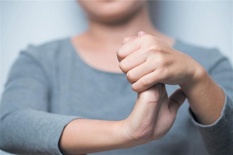 تنميل الأطراف الأسباب والعلاج رائج